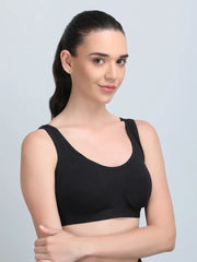 Medium Impact Padded Sports Bra in Black