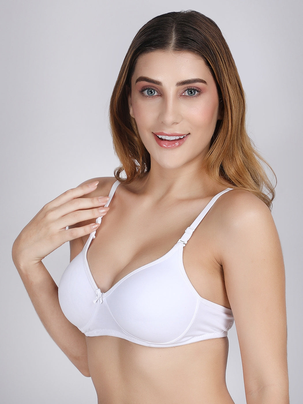 Padded Bra In White Colour