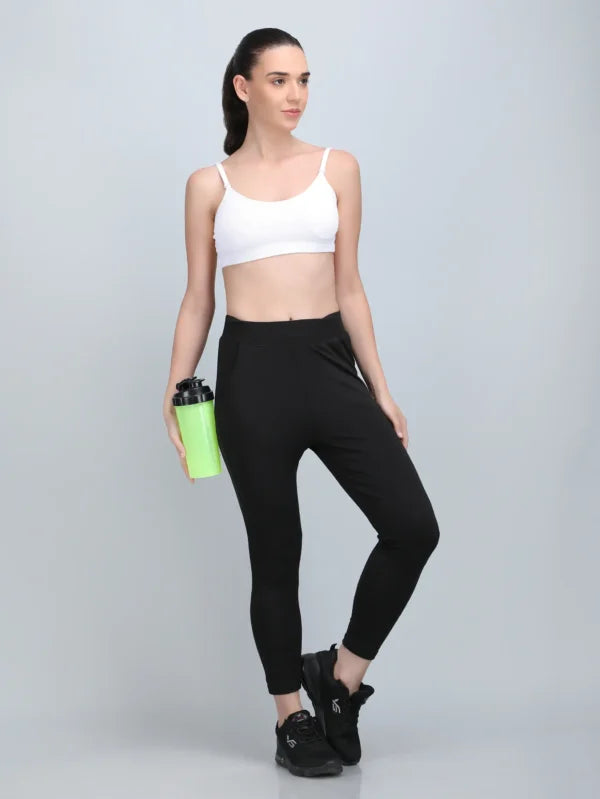 Medium Impact Padded Kuki Sports Bra Thin Strap In White Colour